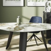 Article 131 : Table et chaise : l’accord parfait pour sublimer chaque espace