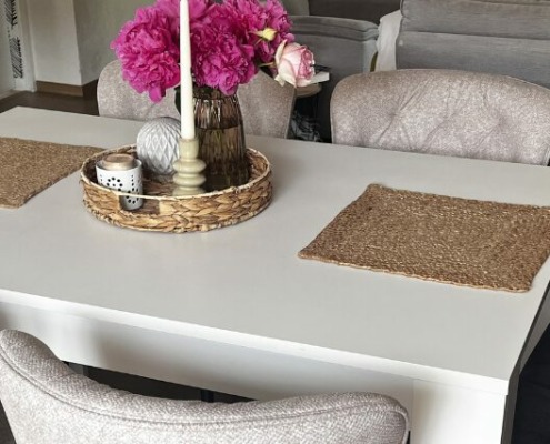 Article 135 : Tables et chaises : design moderne et ambiance cocooning avec Aliméo à Charlieu