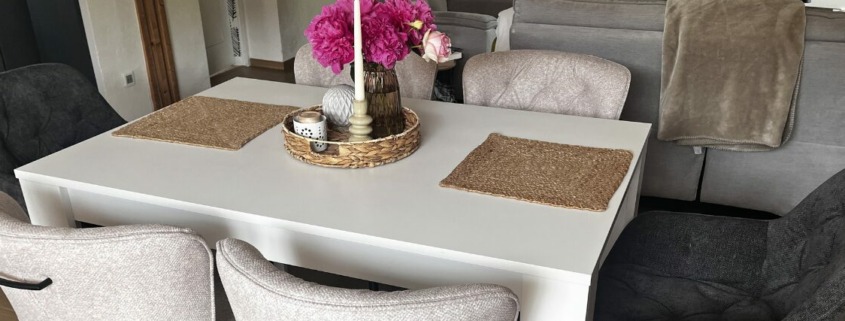 Article 135 : Tables et chaises : design moderne et ambiance cocooning avec Aliméo à Charlieu