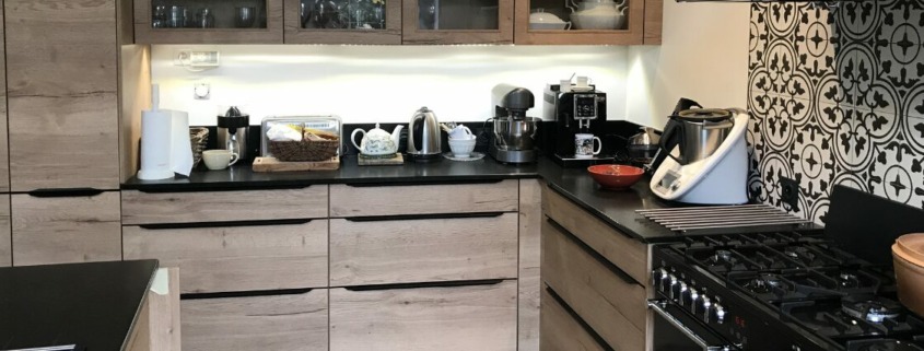 Article 155 : Cuisine en été : repenser son espace pour plus de confort et de convivialité